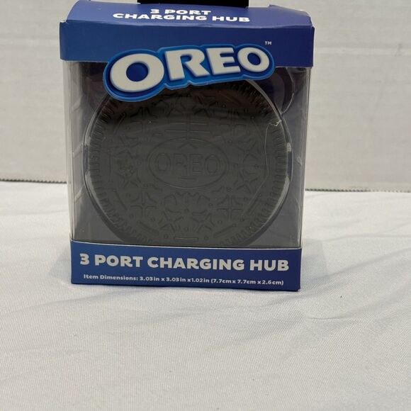 Oreo Cookie 3 Port Charging Hub--NIB - Picture 1 of 6